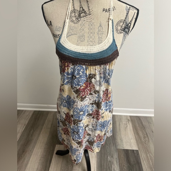 Y2k Floral Strapless Dress! - Picture 3 of 15